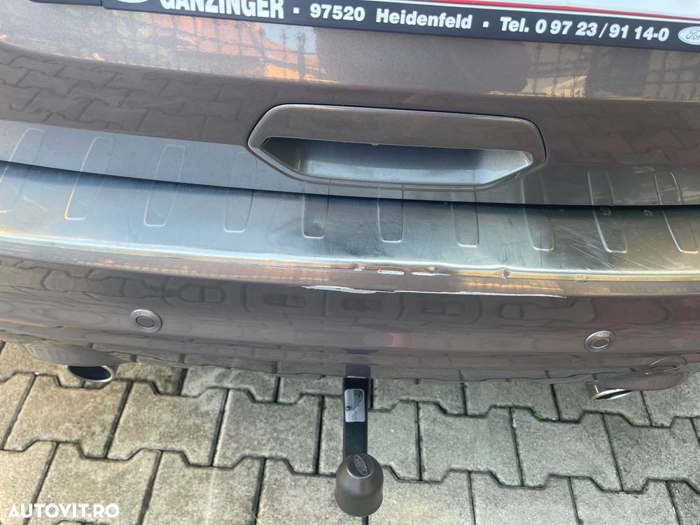 Ford Kuga - 9