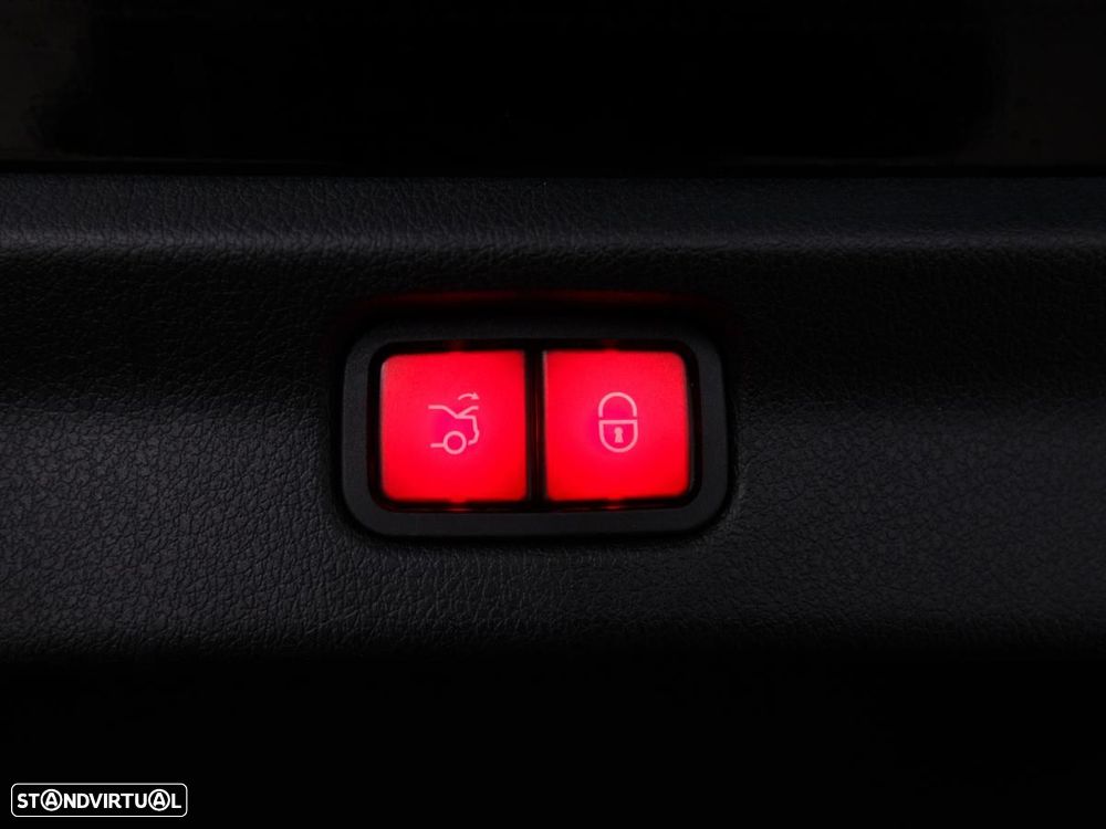 Mercedes-Benz EQE 350+ - 15