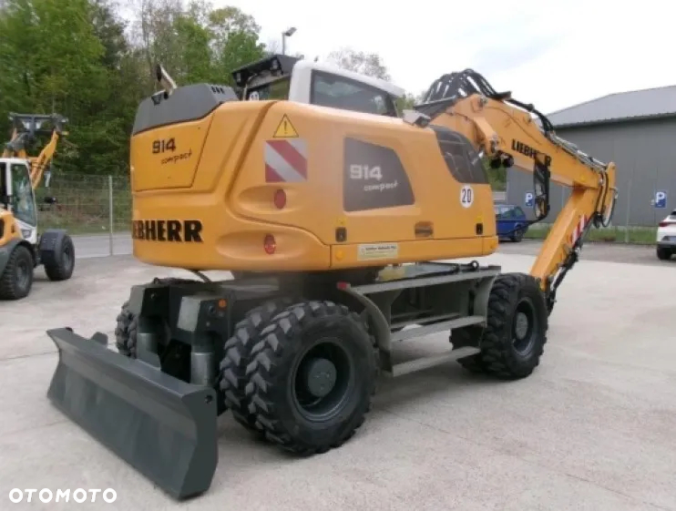 Liebherr A 914 Compact Litronic - 5