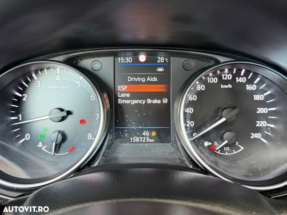 Nissan Qashqai 1.3 DIG-T SHIRO - 16