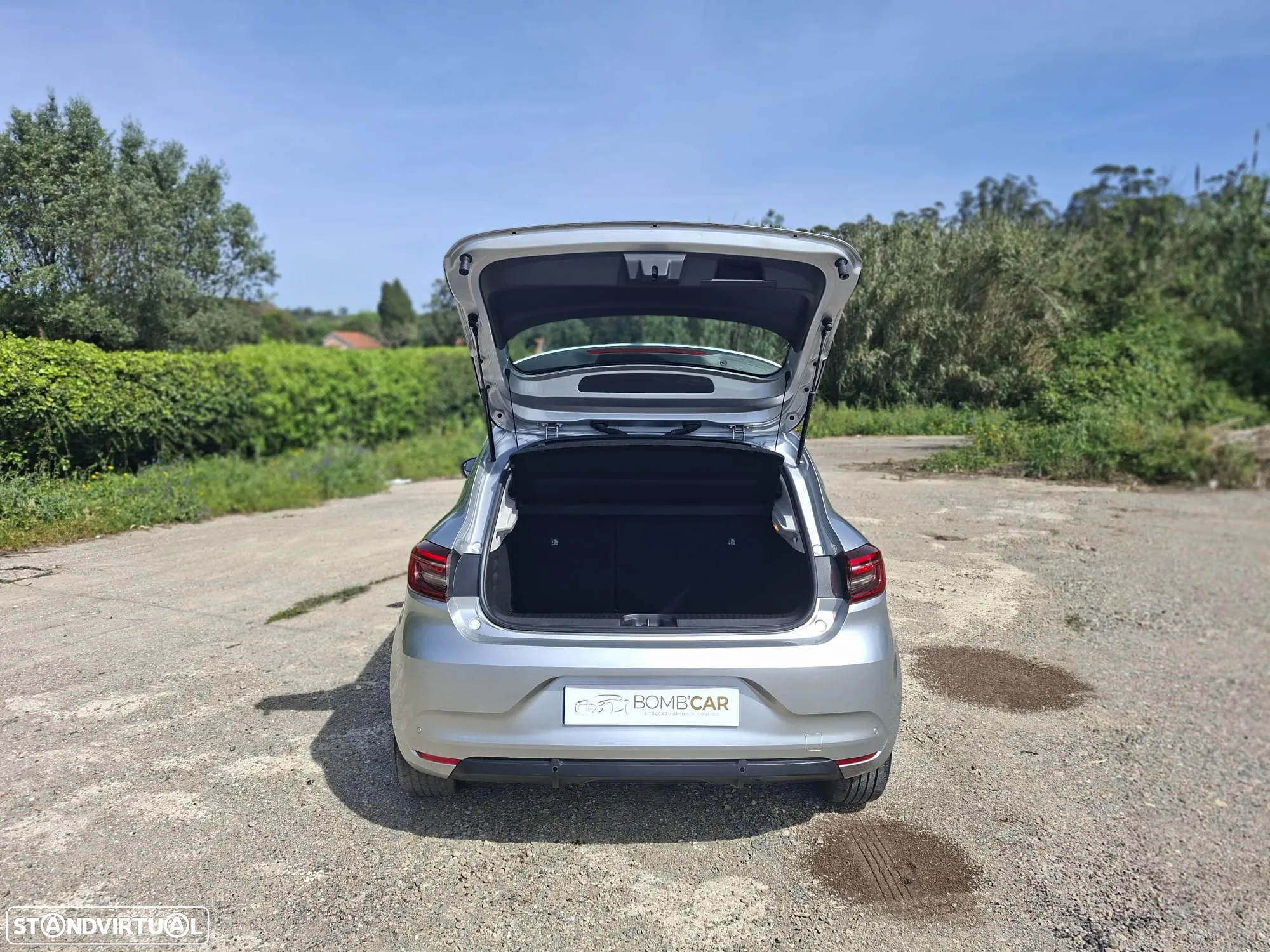 Renault Clio 1.6 E-Tech Edition One - 26