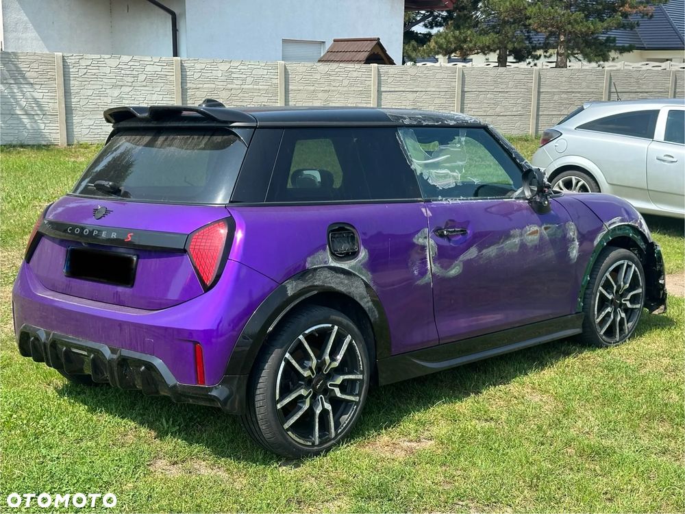 MINI Cooper S John Works Trim - 5
