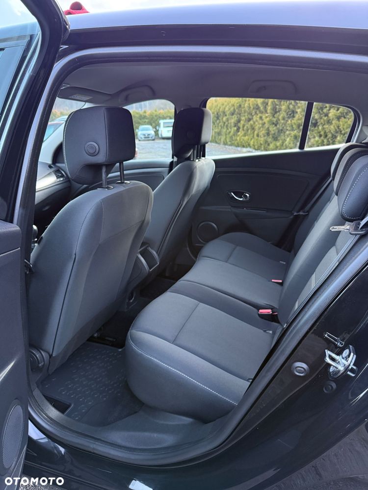 Renault Megane ENERGY TCe 130 LIMITED - 7