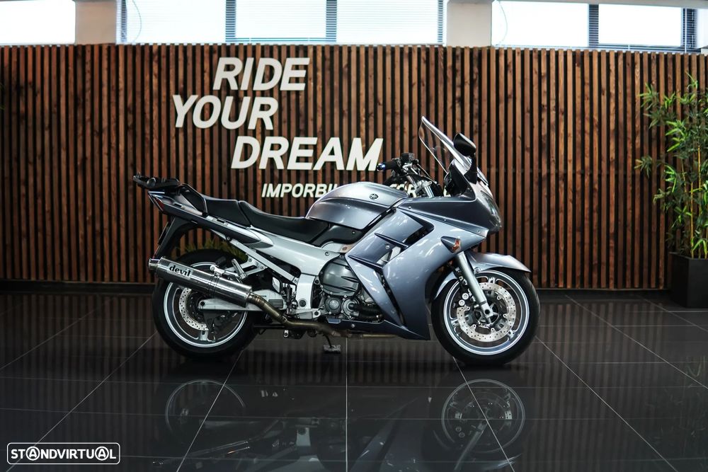 Yamaha FJR 1300 - 2