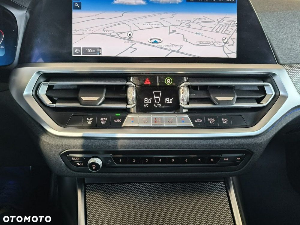 BMW Seria 3 320i M Sport - 40