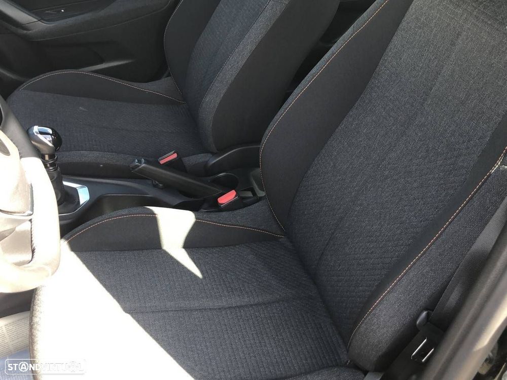 Peugeot 2008 1.2 Style - 10