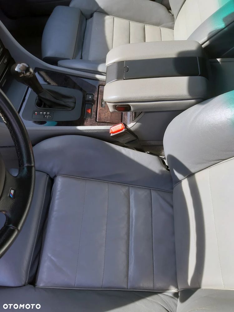 BMW Seria 7 740i - 15