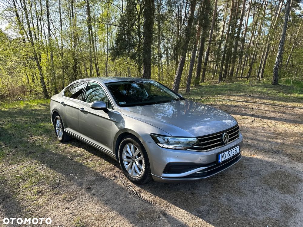Volkswagen Passat 1.5 TSI EVO Business DSG - 1