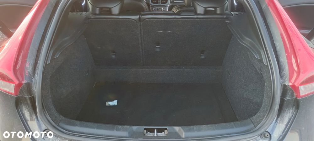 Volvo V40 Cross Country D4 Geartronic Ocean Race - 20
