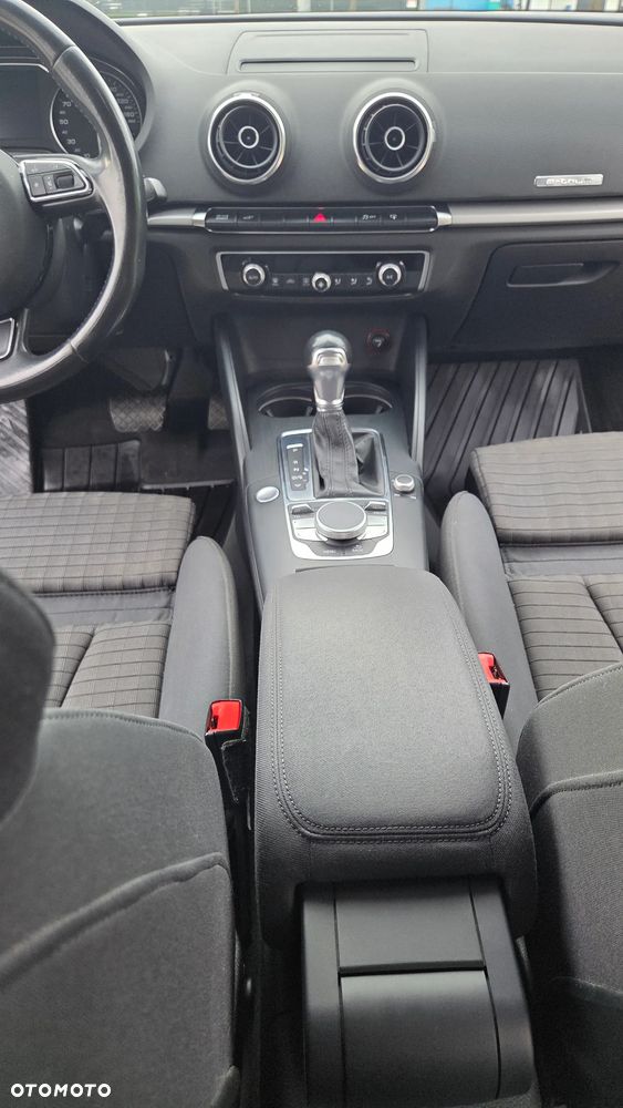Audi A3 Sportback - 32