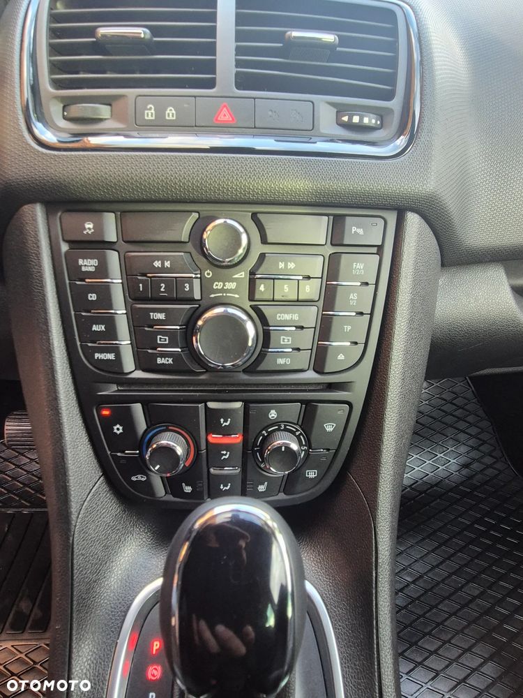 Opel Meriva - 8