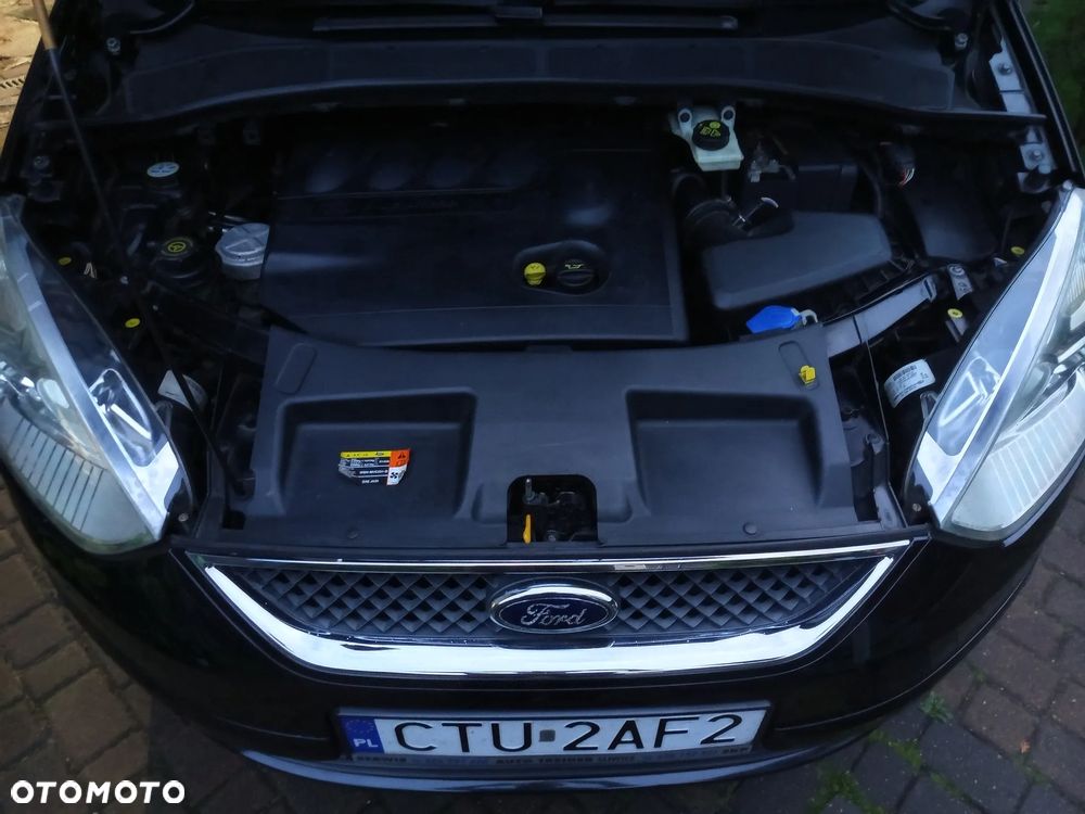 Ford Galaxy 2.0 TDCi Ghia - 24