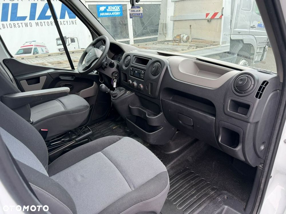 Renault Master - 11