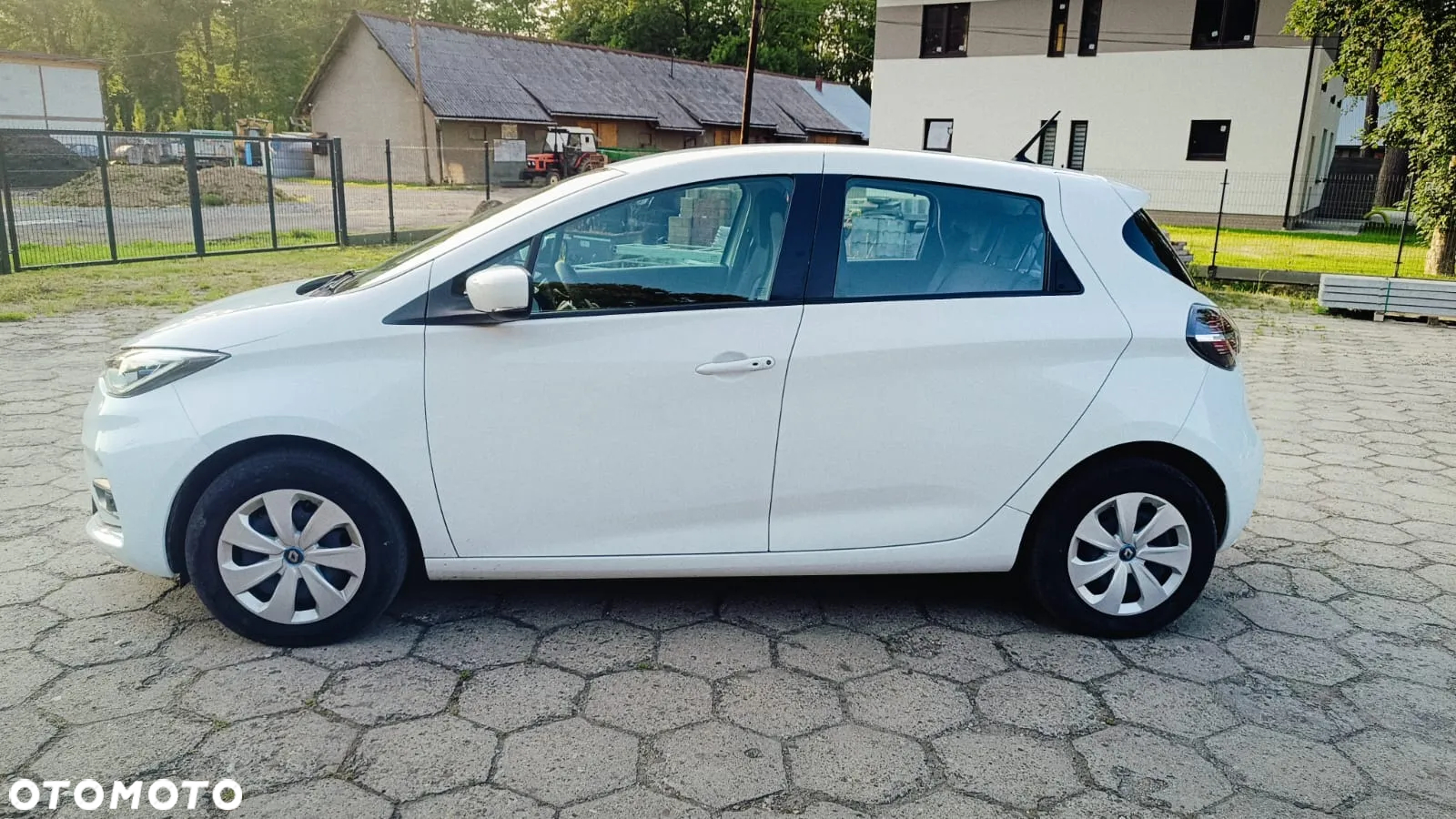 Renault Zoe - 8