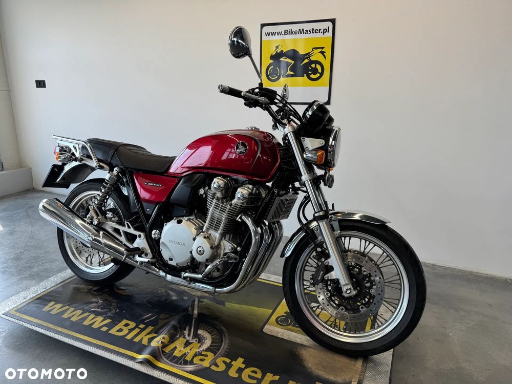 Honda CB - 3