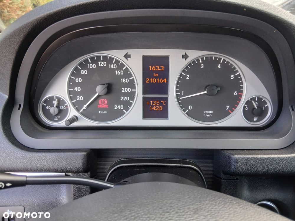 Mercedes-Benz Klasa B 150 BlueEFFICIENCY - 23