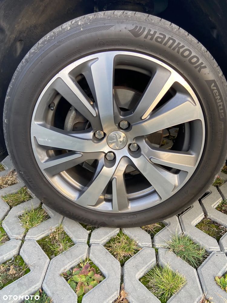 Peugeot 2008 1.6 BlueHDi Allure - 17