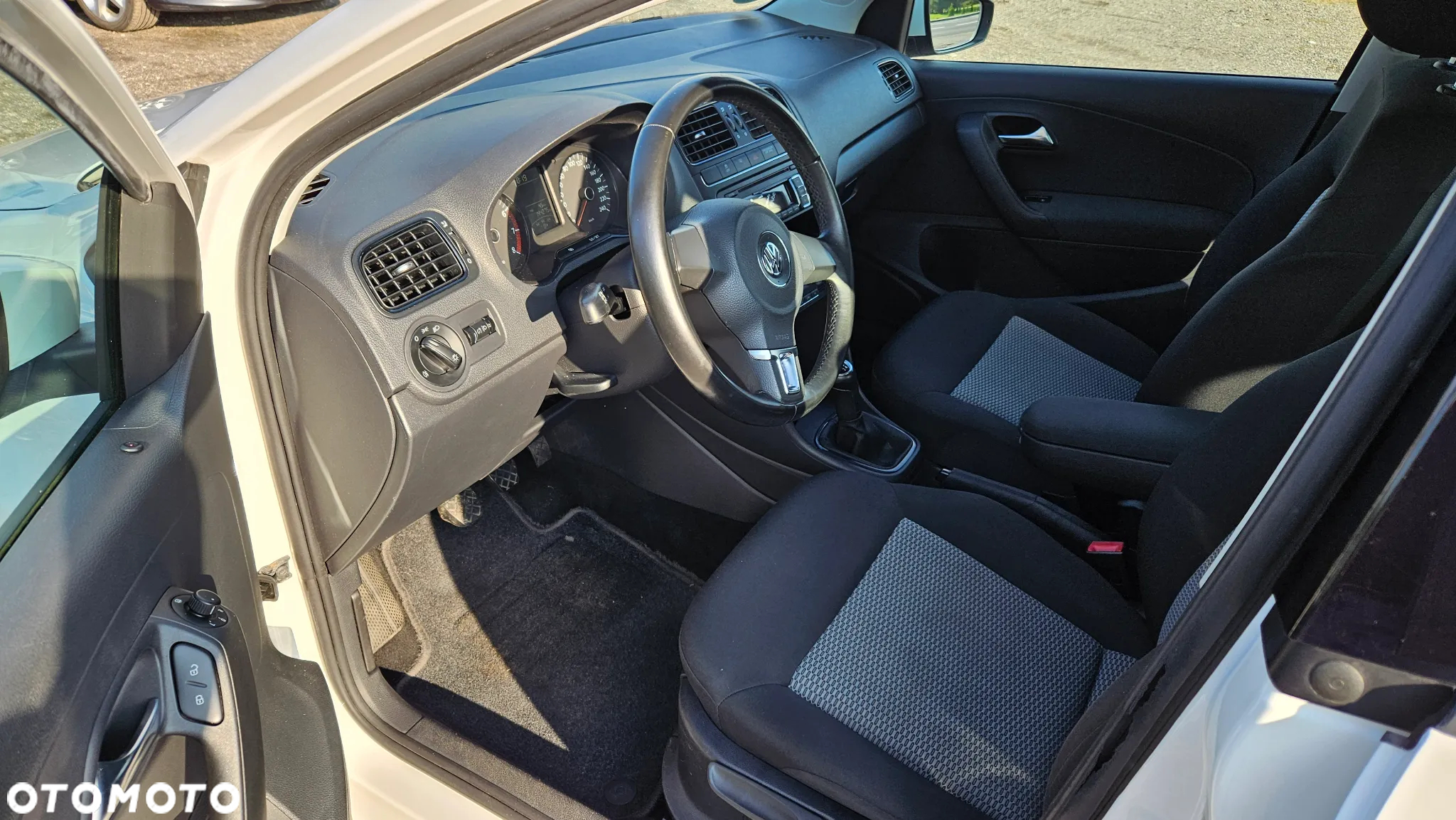 Volkswagen Polo 1.2 Comfortline - 9
