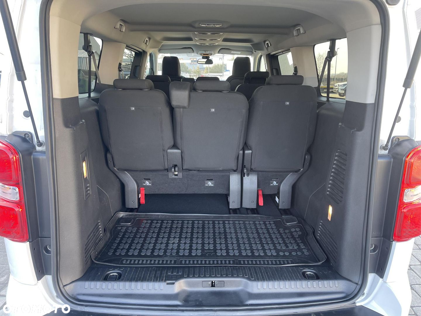 Toyota Proace Verso - 12