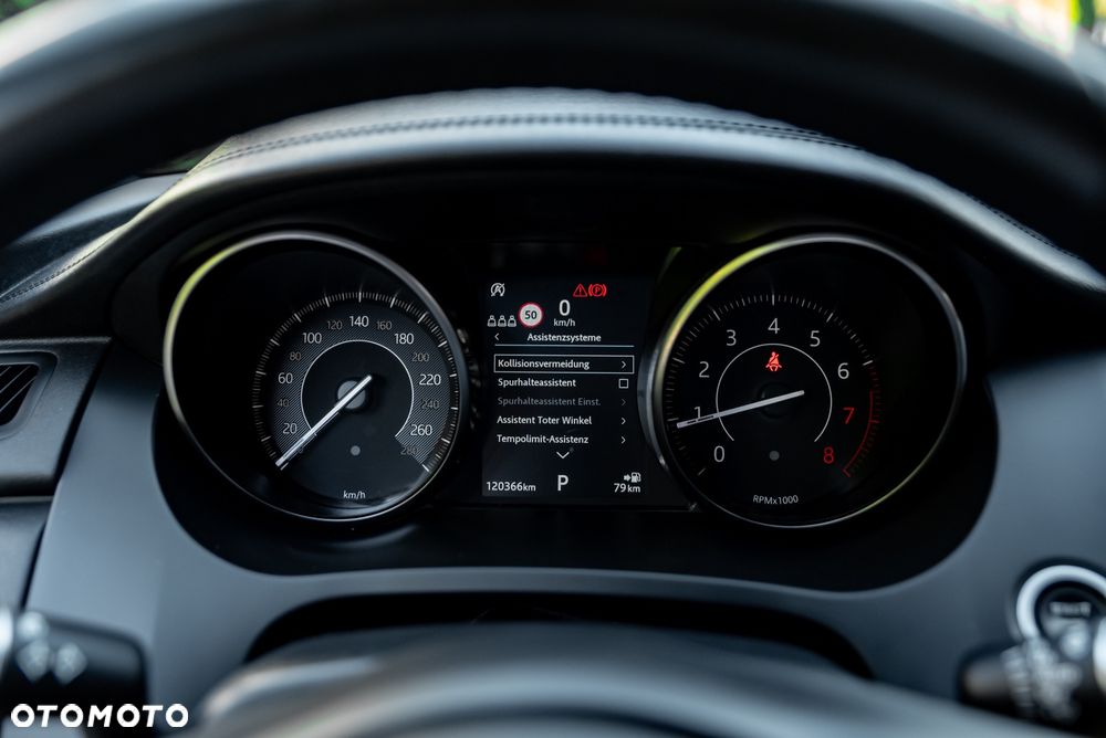Jaguar E-Pace P250 AWD R-Dynamic - 31