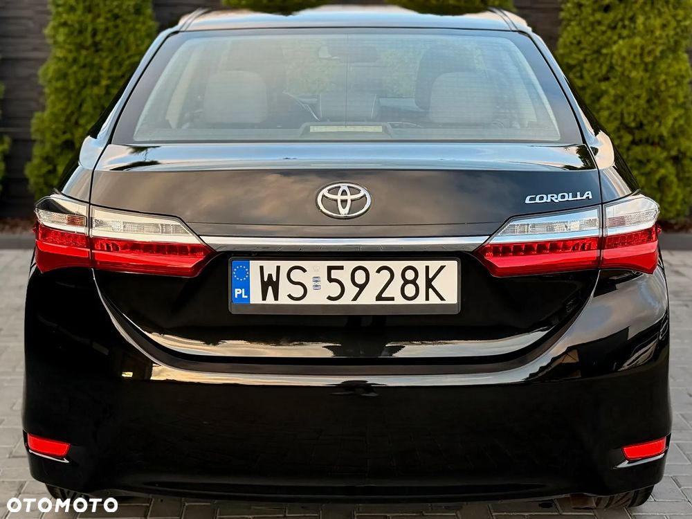 Toyota Corolla 1.6 Comfort - 6