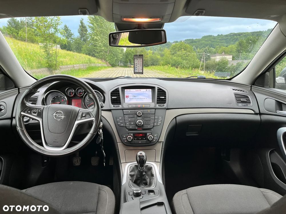 Opel Insignia 1.8 Sport - 11