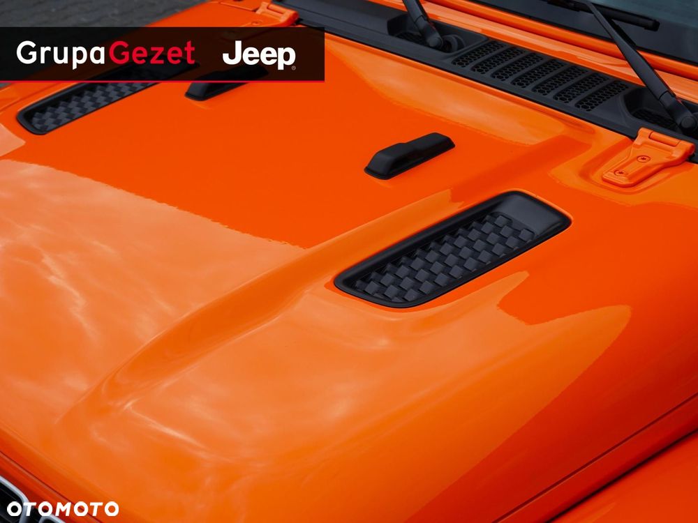 Jeep Wrangler - 11
