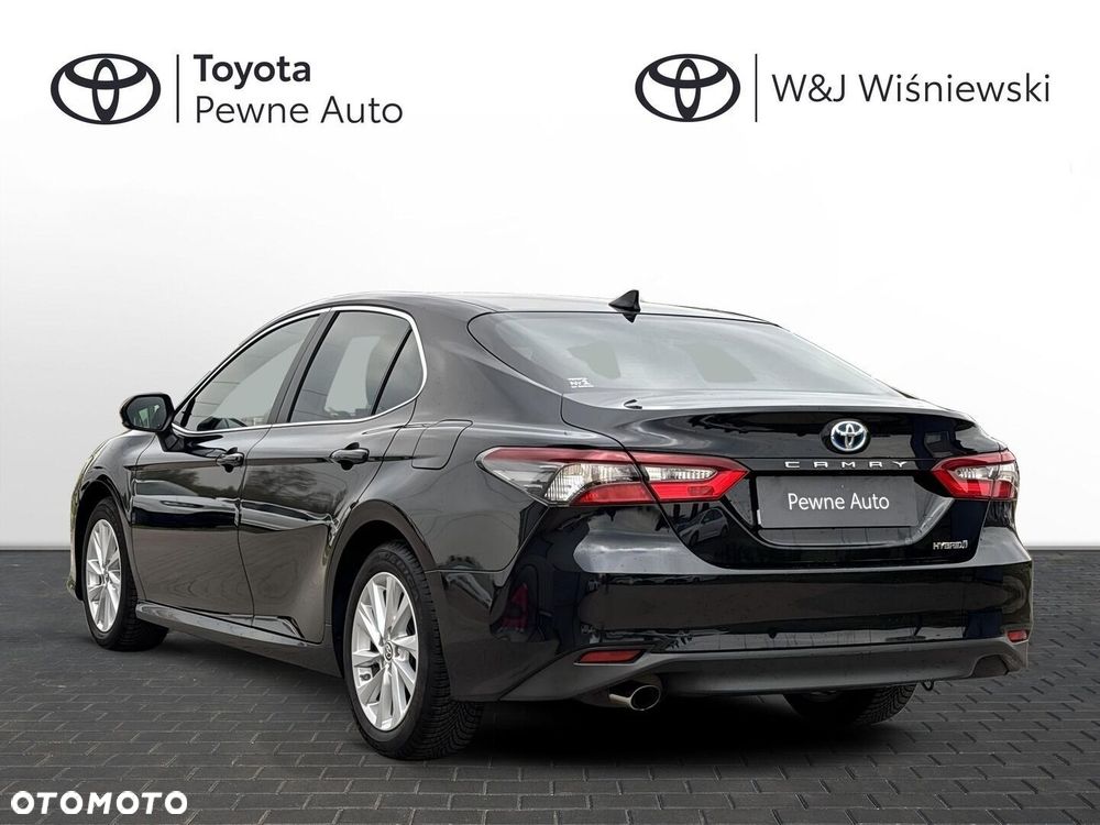 Toyota Camry 2.5 Hybrid Comfort CVT - 28