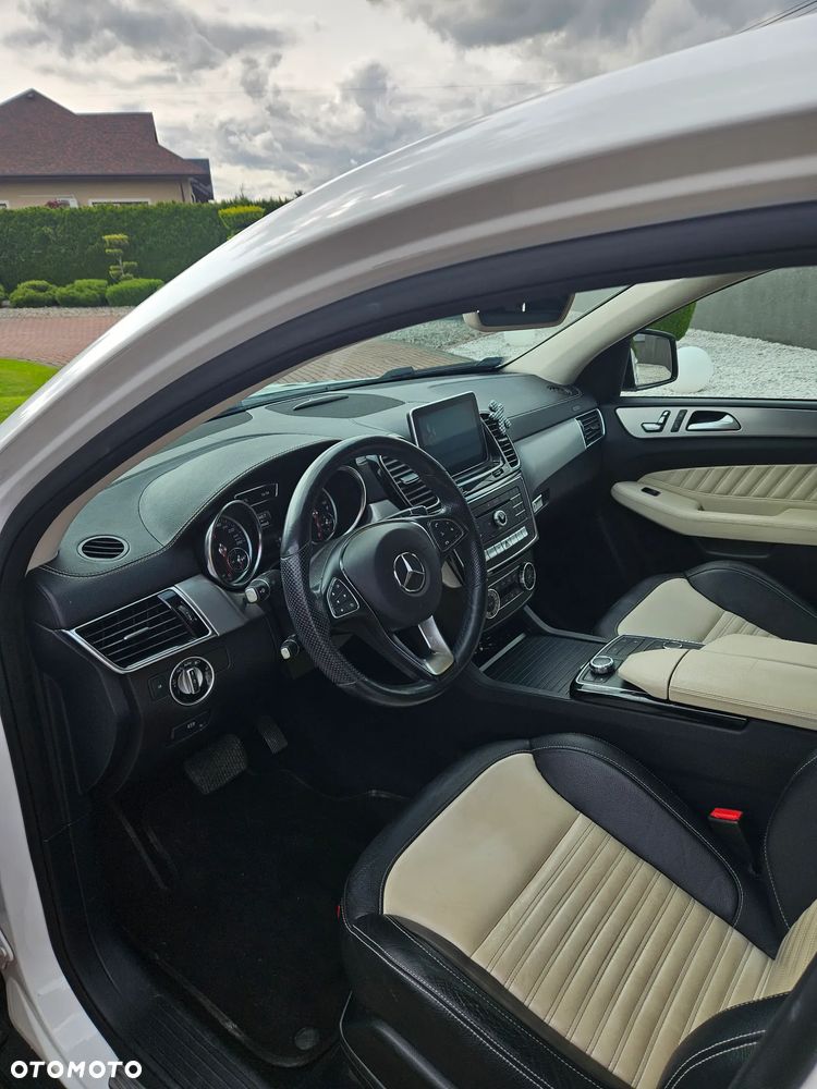 Mercedes-Benz GLE 350 d 4Matic 9G-TRONIC AMG Line - 6