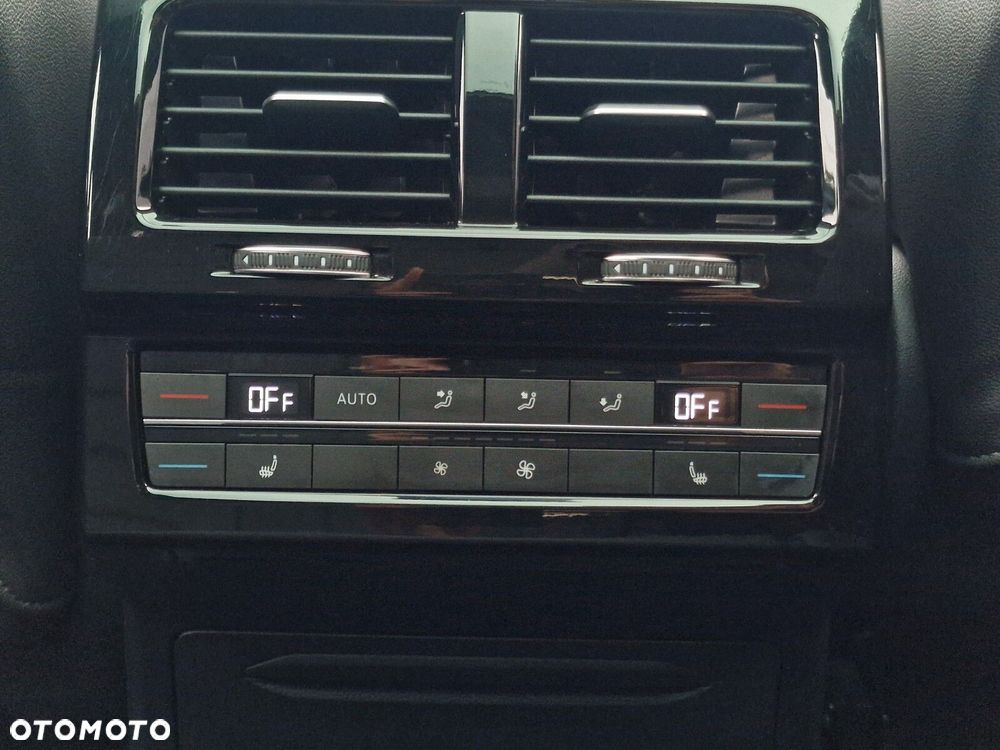 Volkswagen Touareg 3.0 V6 TDI SCR 4Mot R-Line - 22