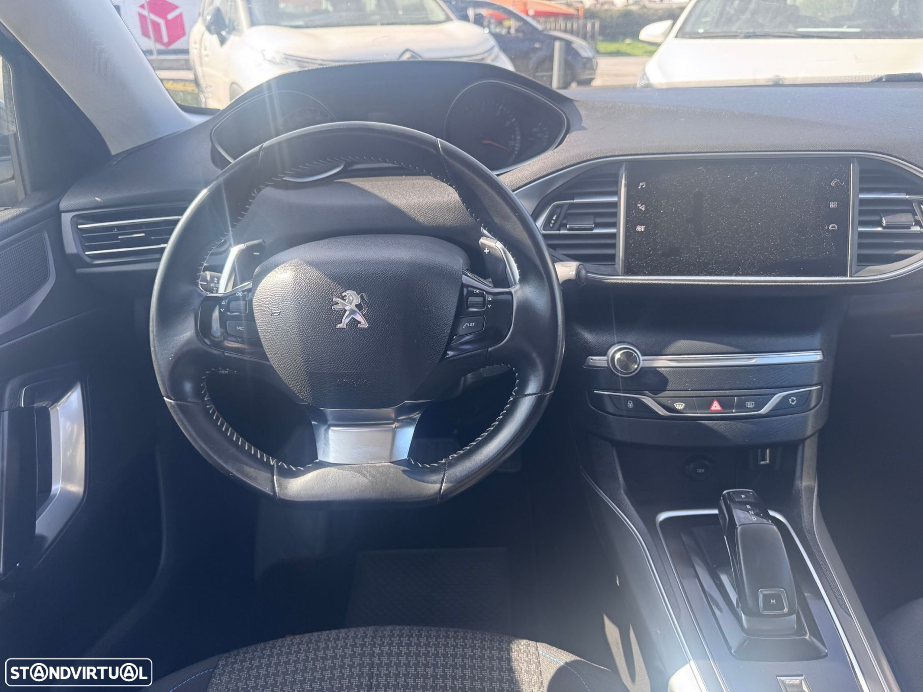 Peugeot 308 1.2 PureTech Allure EAT8 - 8