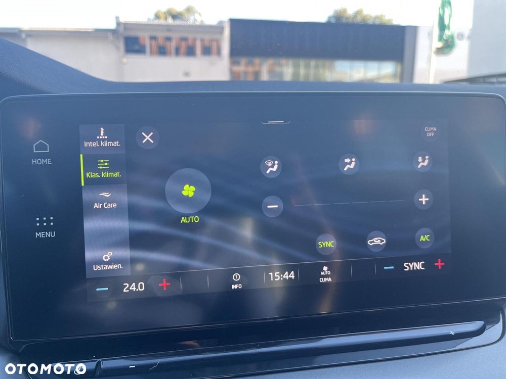 Skoda Octavia 2.0 TDI Ambition DSG - 30