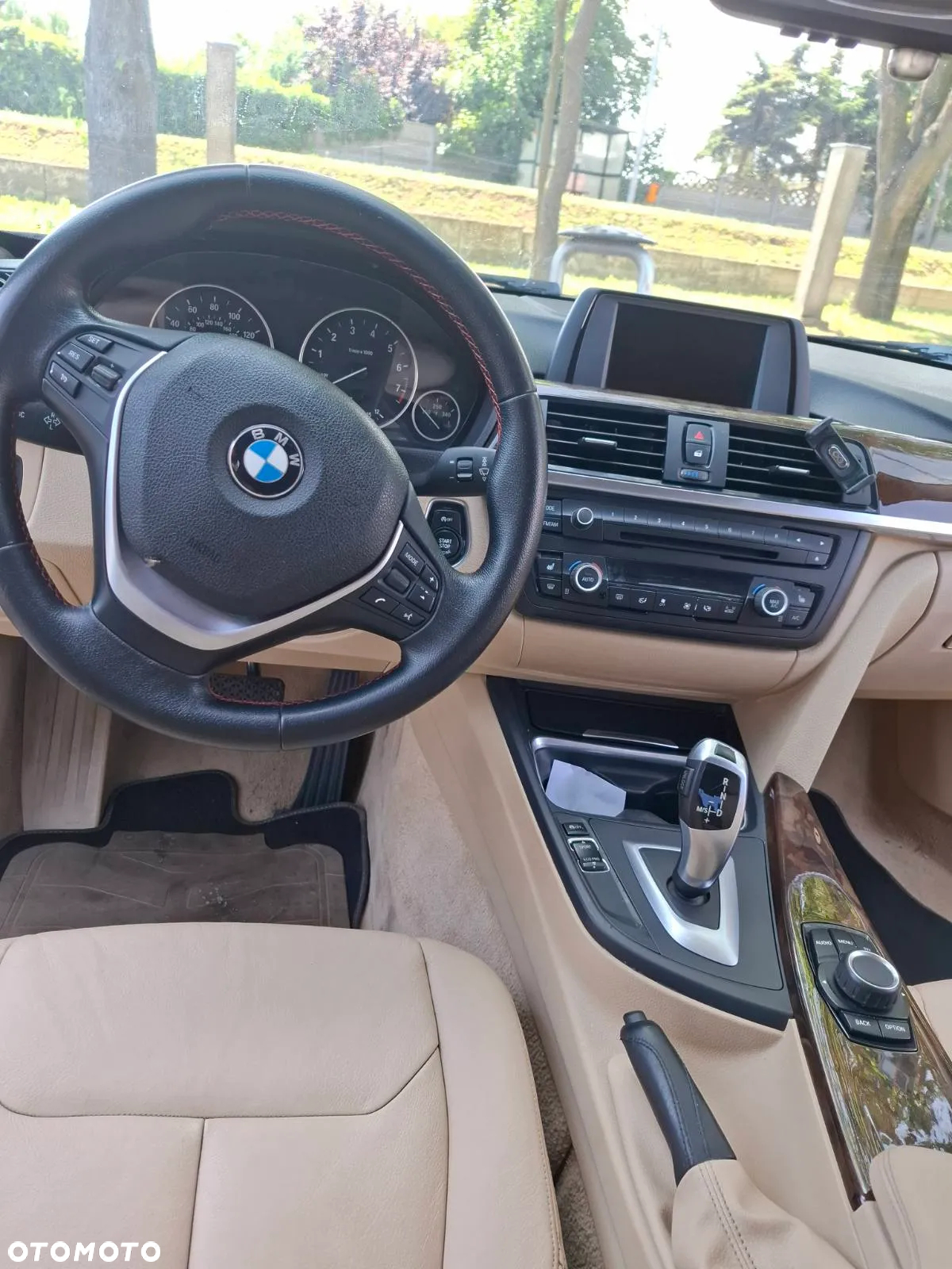 BMW Seria 3 328i - 3