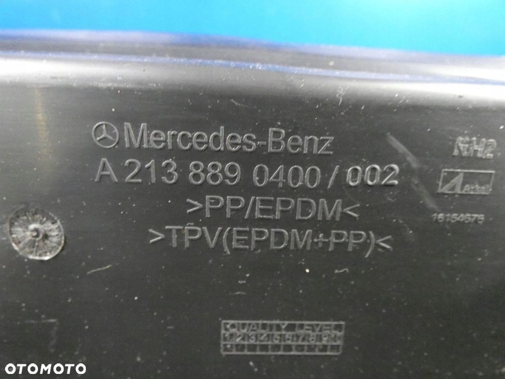 MERCEDES E KLASA W213 OSŁONA PANEL WYGŁUSZENIE BŁOTNIKA PRAWY PRZÓD - 3