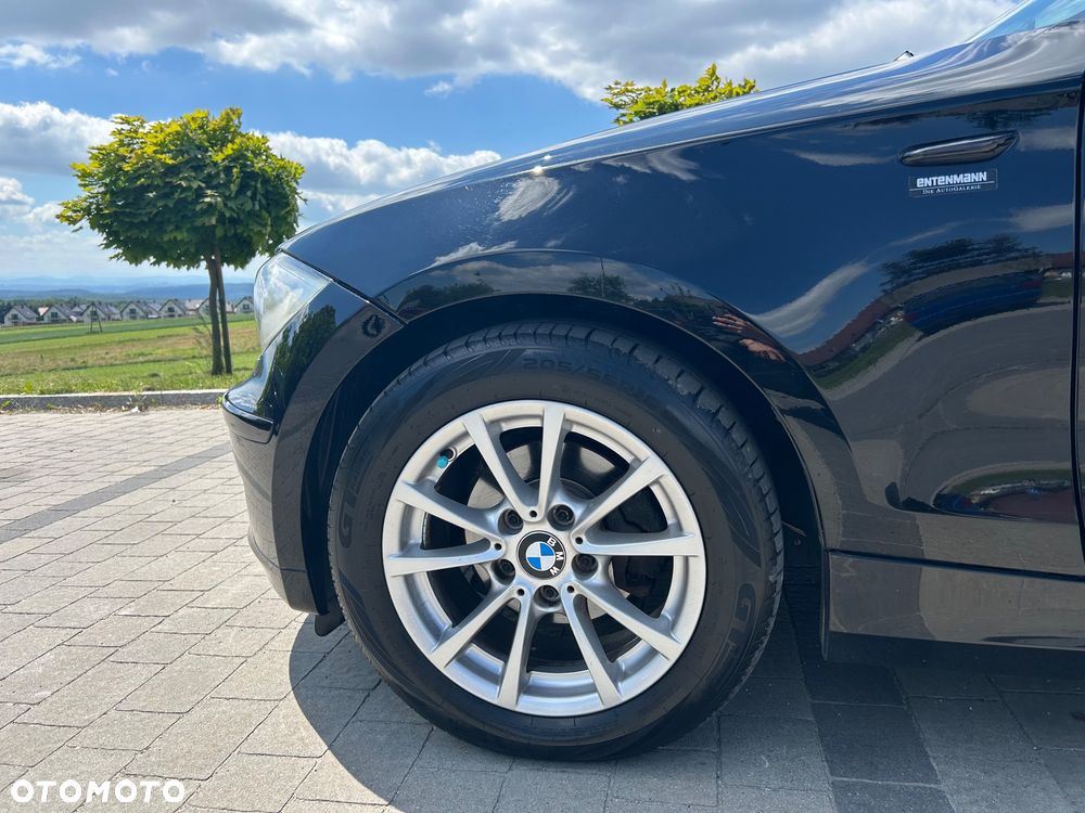 BMW Seria 1 116i - 8