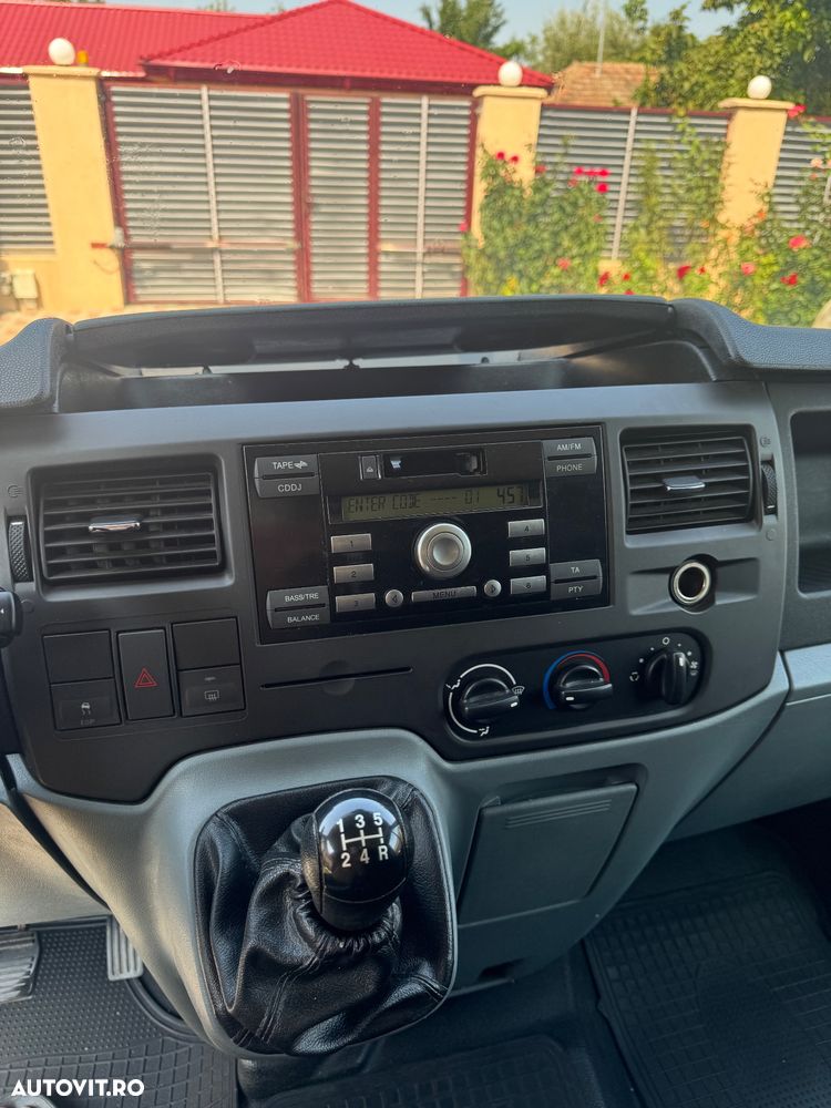 Ford Transit - 9