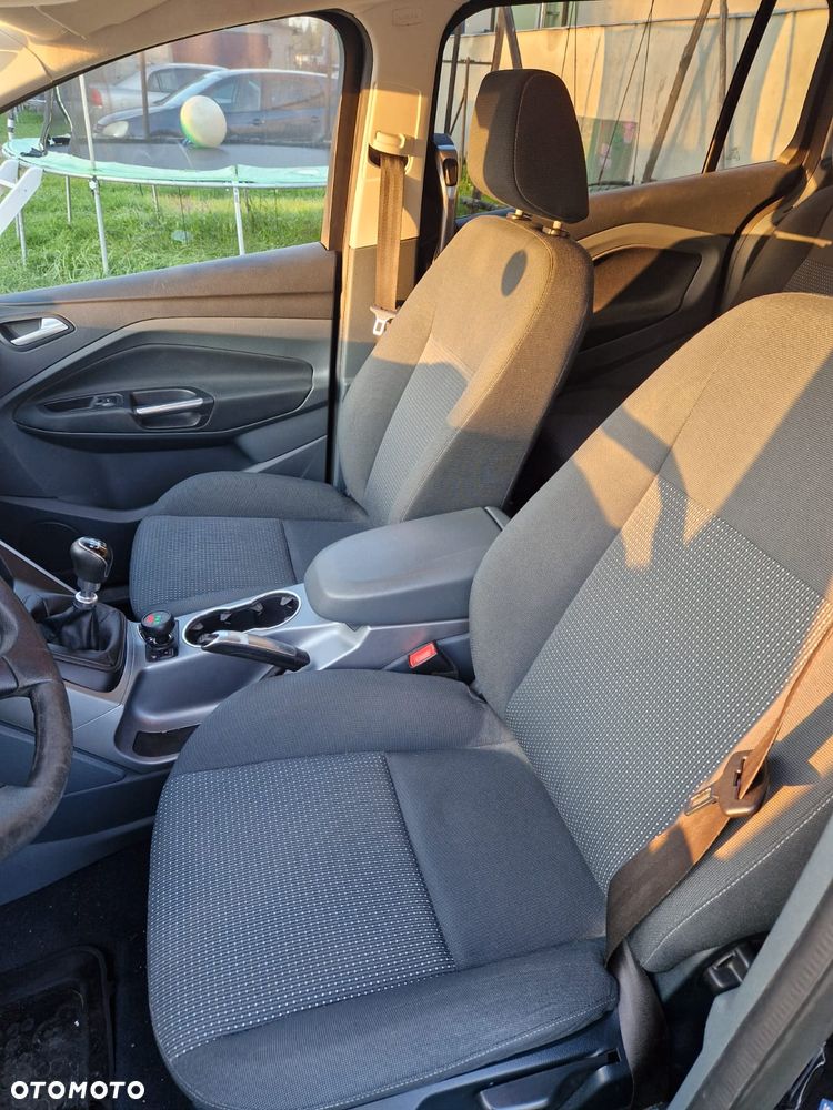 Ford Grand C-MAX - 8