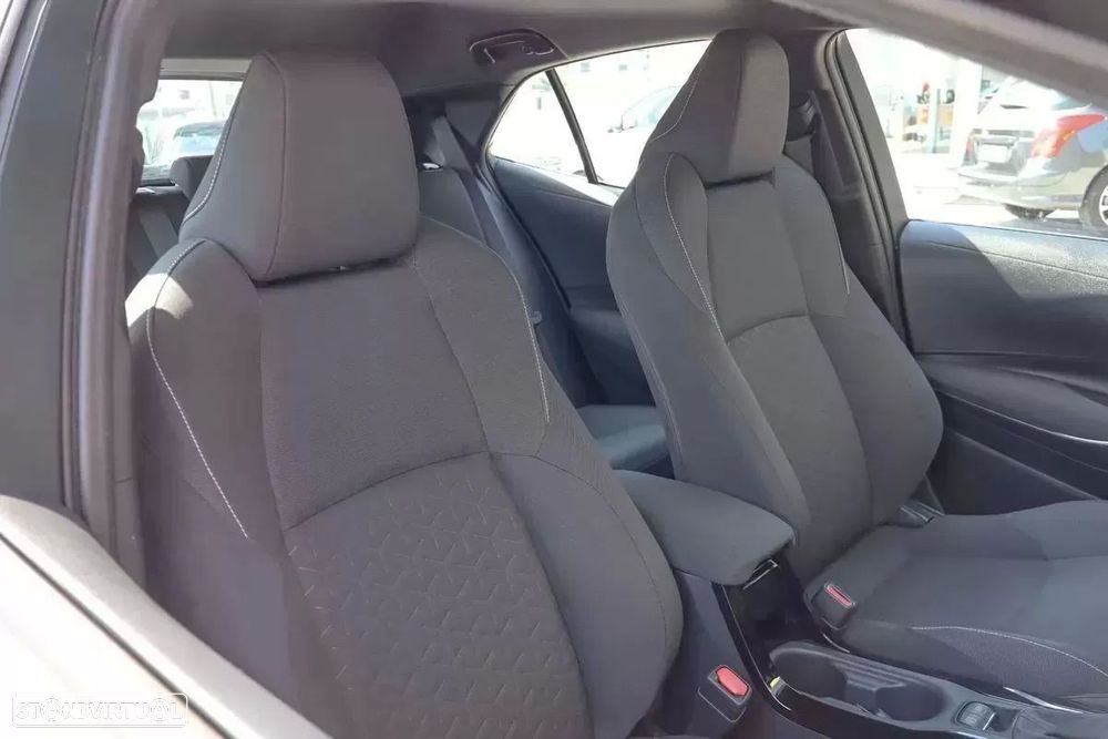 Toyota Corolla 1.8 Hybrid Comfort - 20