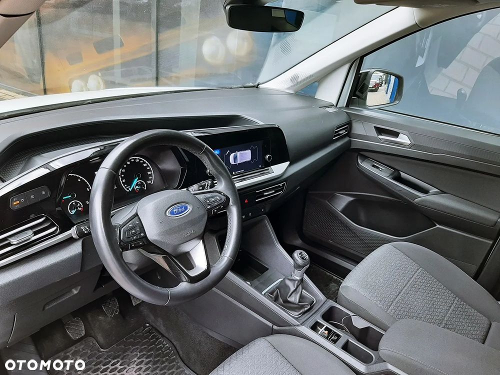 Ford Tourneo Connect 2.0 EcoBlue Titanium - 23