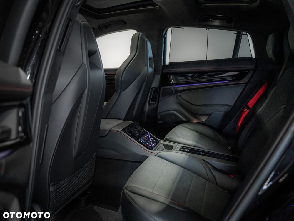 Porsche Panamera GTS - 21