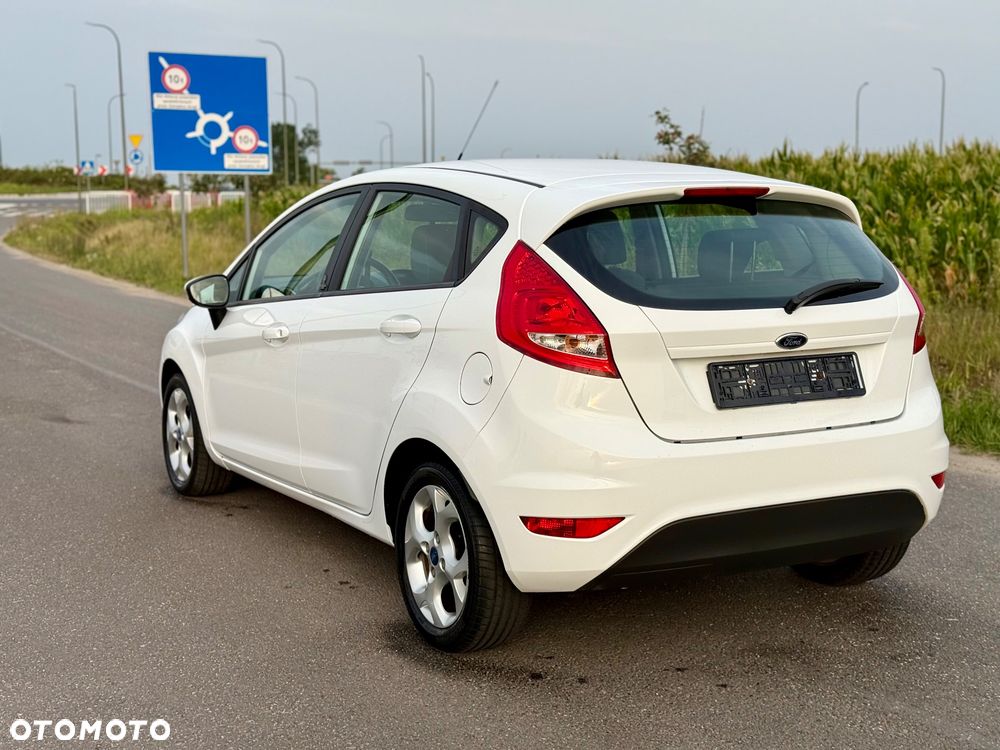 Ford Fiesta 1.25 Champions Edition - 6