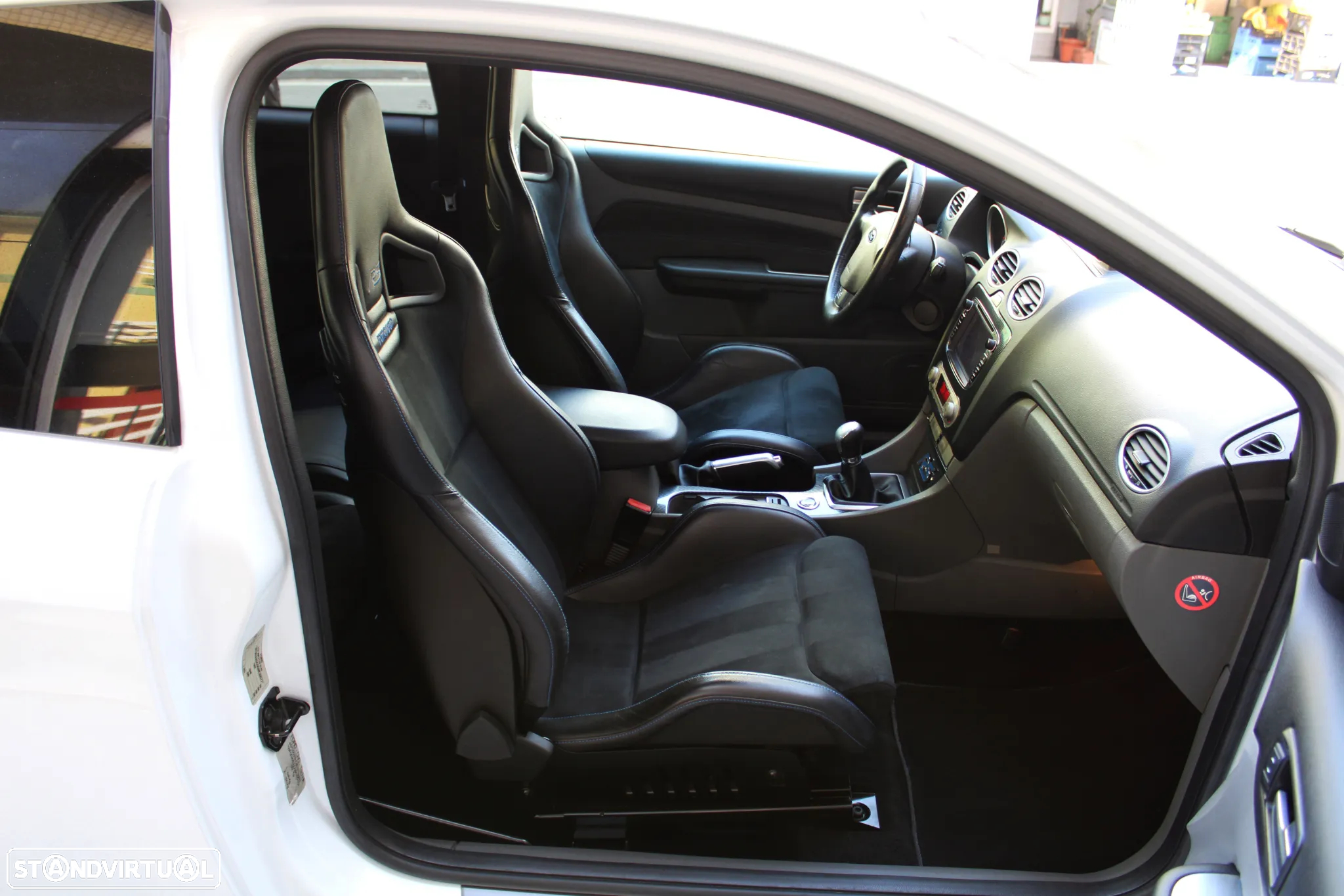 Ford Focus 2.5 T RS - 7