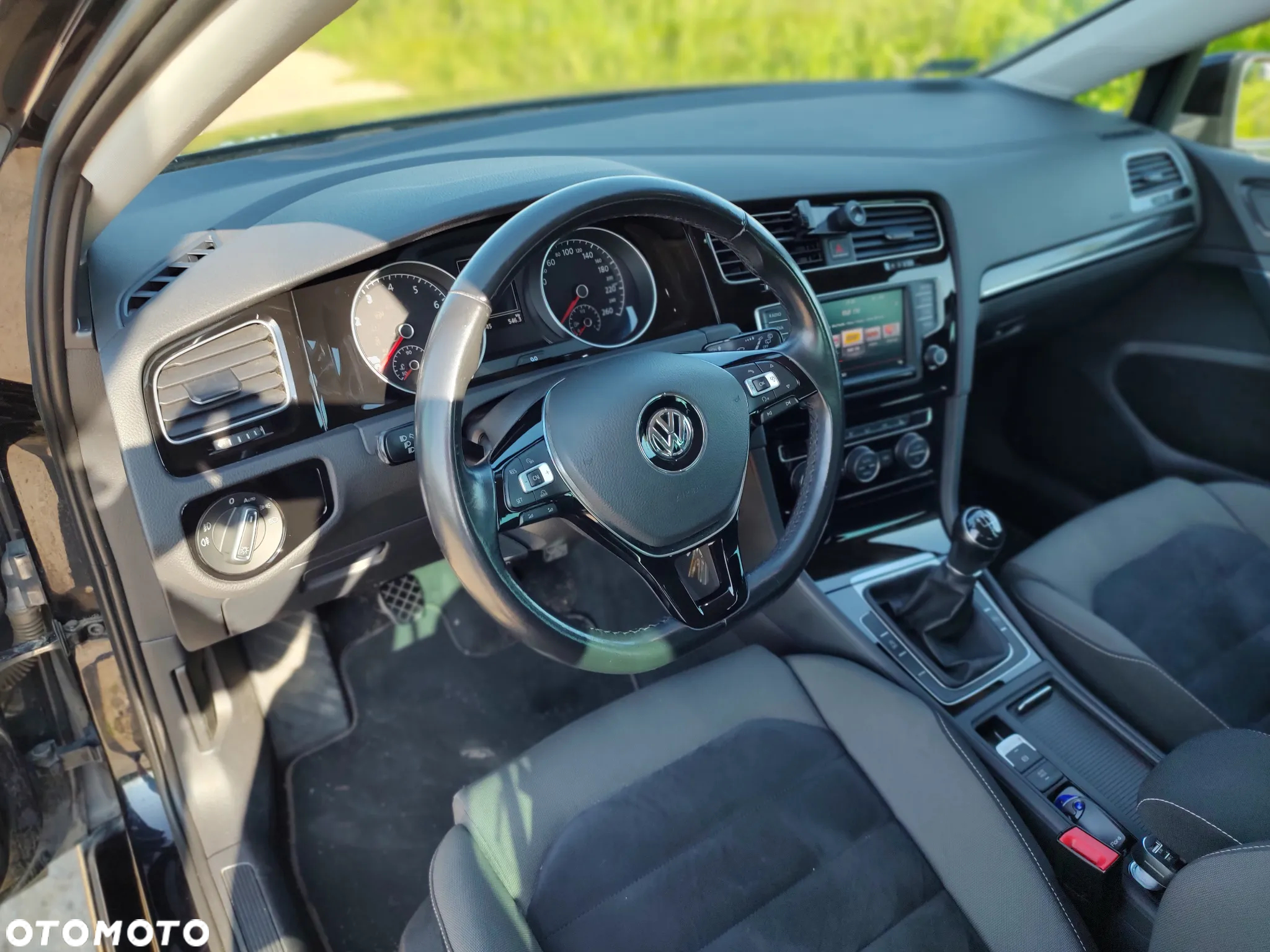 Volkswagen Golf VII 1.4 TSI BMT Highline - 11
