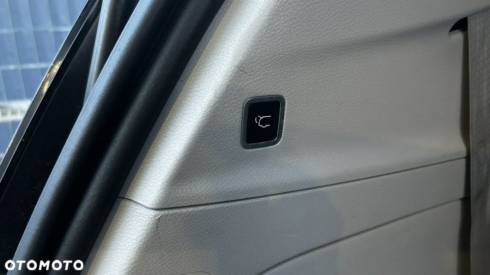 Chrysler Pacifica - 12