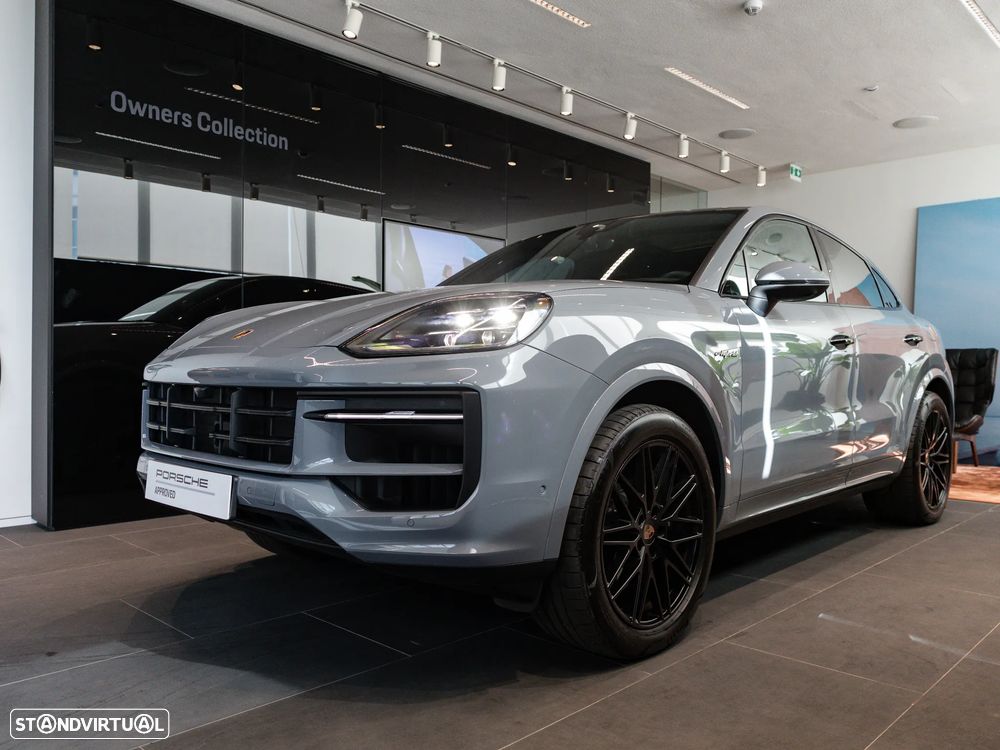 Porsche Cayenne Coupé E-Hybrid - 3