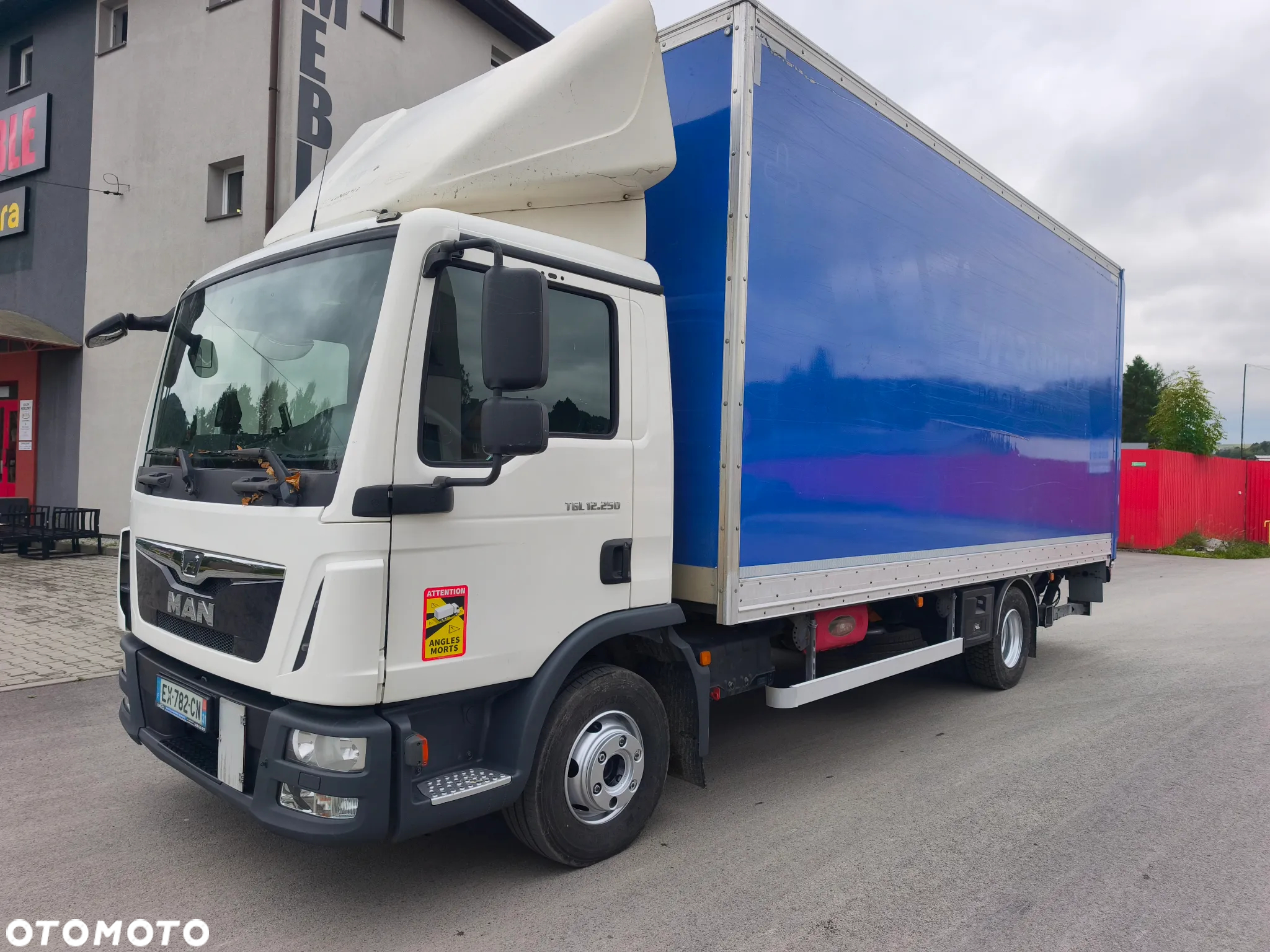 MAN TGL 12.250 podwozie do zabudowy - 2
