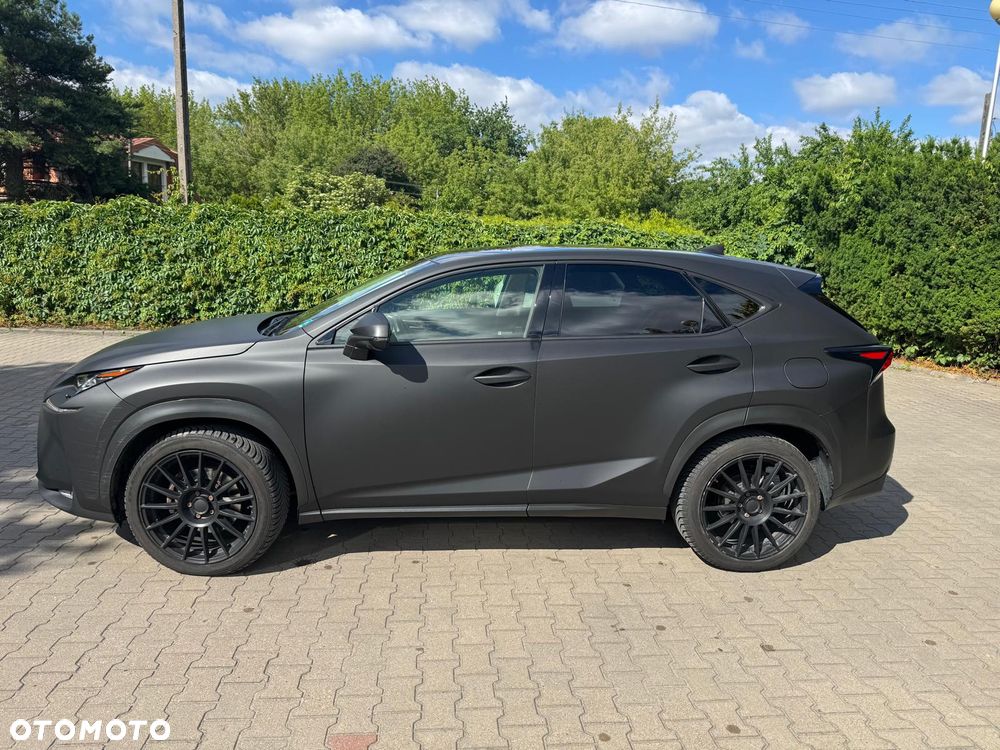 Lexus NX 300h Prestige AWD - 6