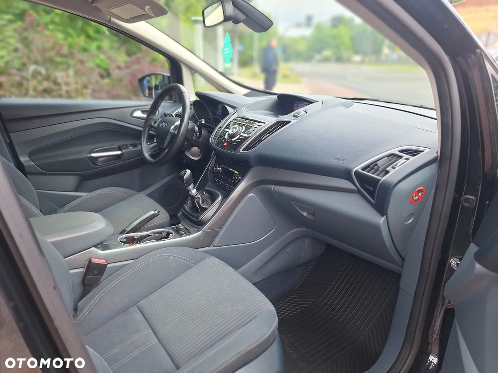 Ford C-MAX - 17