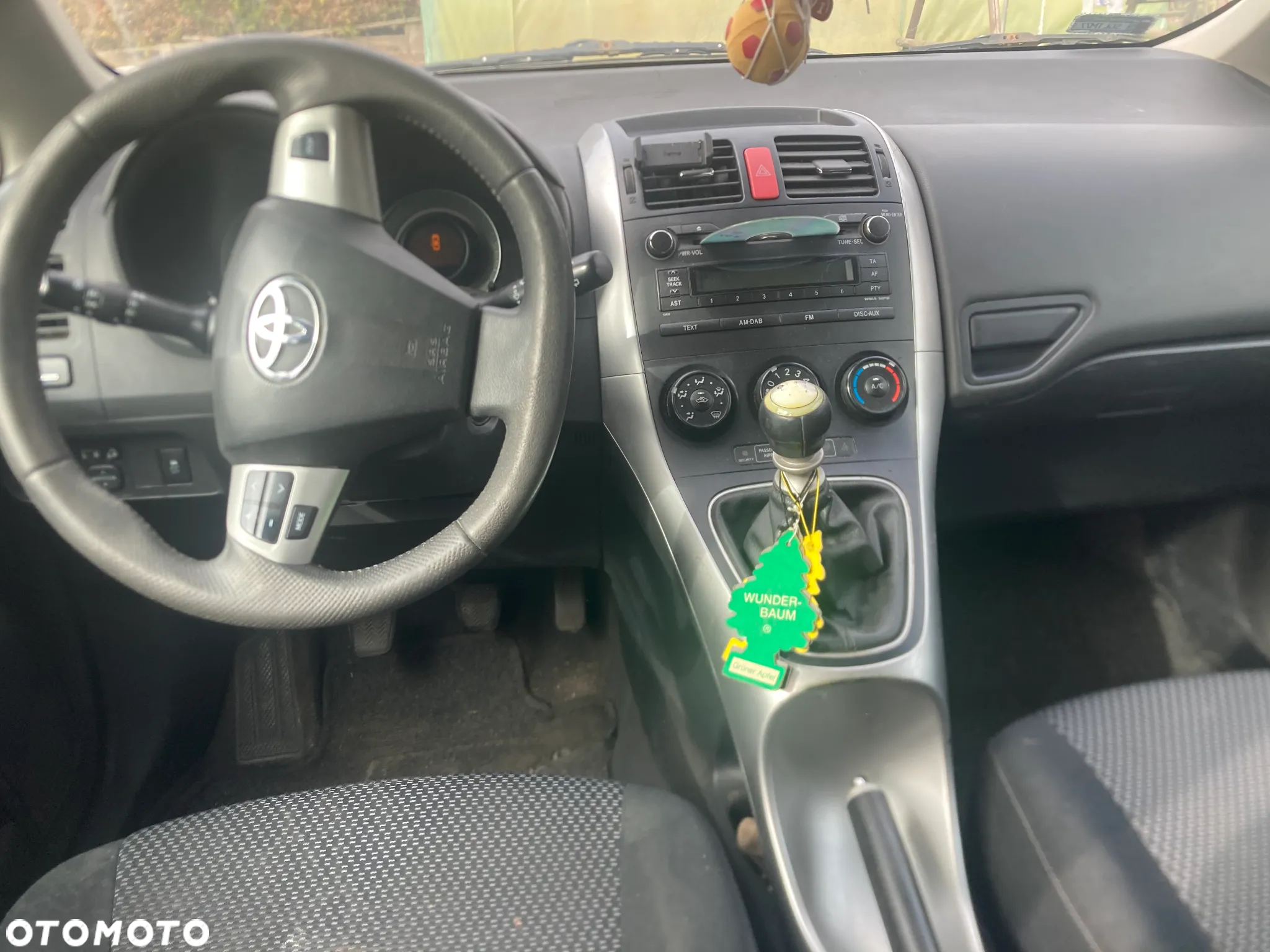Toyota Auris 1.4 D-4D - 4