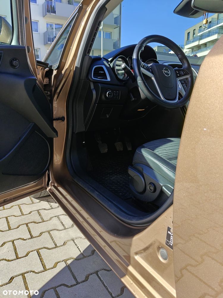 Opel Astra 1.6 Cosmo - 10